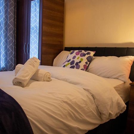 Royale Green View House- Free Parking, Wifi, Perfect For Contractors And Holiday ノーザンプトン エクステリア 写真